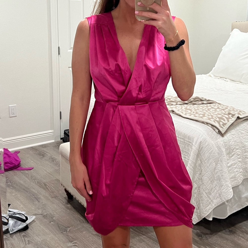 entro pink v neck cocktail dress